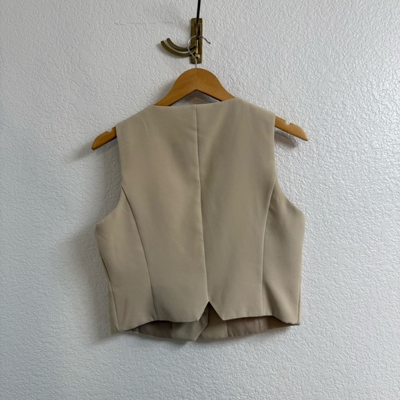 AVEC LES FILLES Button-up Crop Vest In Cream Size M - Picture 3 of 5